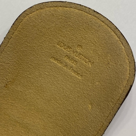 Louis Vuitton Etui Lunettes Monogram Canvas Glasses Case With Flap - Picture 8 of 10